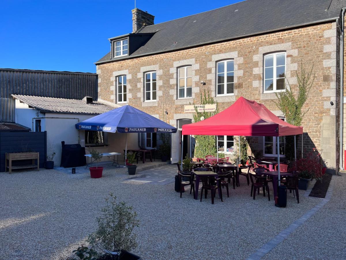 Hotel Au Pere Tranquille Tinchebray-Bocage Exterior foto