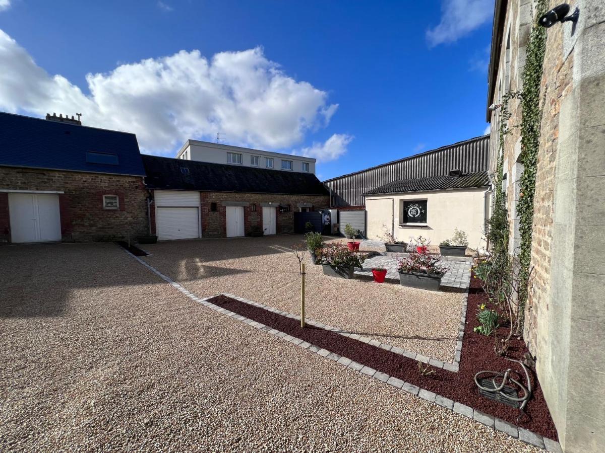 Hotel Au Pere Tranquille Tinchebray-Bocage Exterior foto