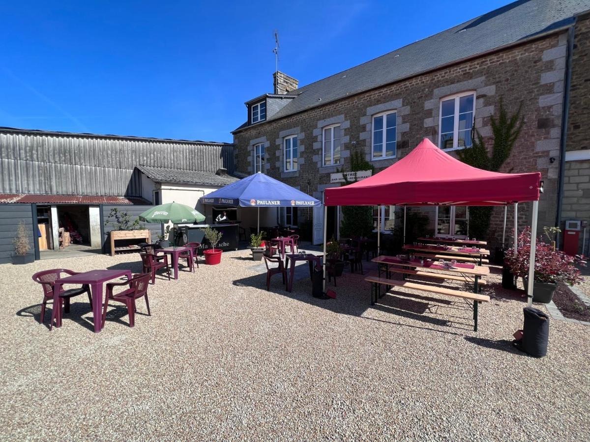 Hotel Au Pere Tranquille Tinchebray-Bocage Exterior foto