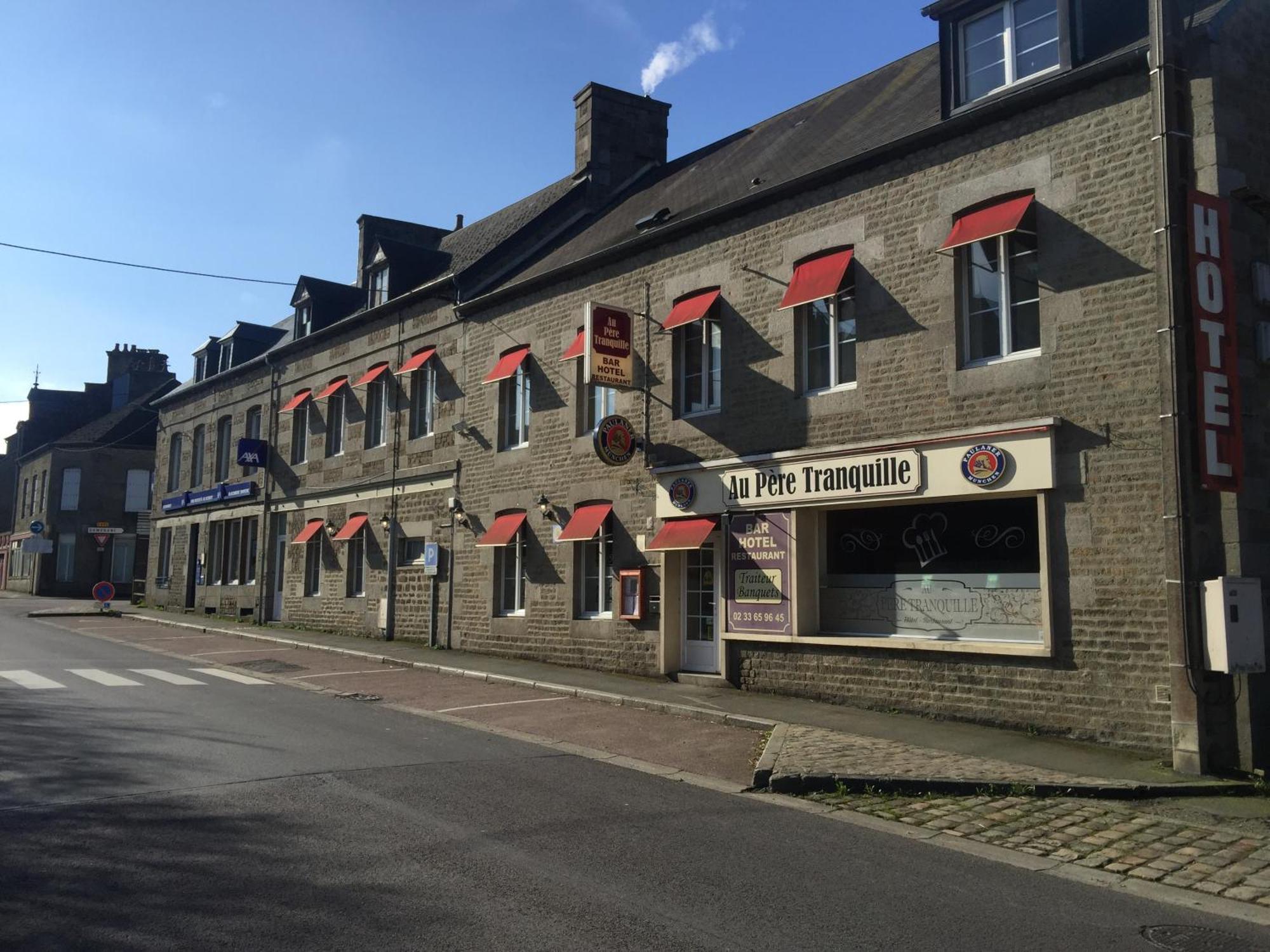 Hotel Au Pere Tranquille Tinchebray-Bocage Exterior foto